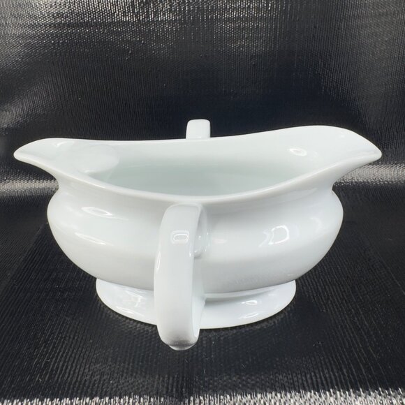 Denmark Oven To Table White Stoneware Ceramic Gravy Boat Sauce Dish With Handles - Picture 2 of 12